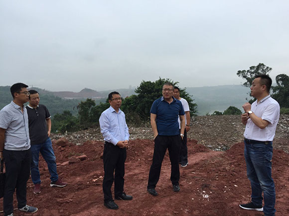 公司黨委書記、總經(jīng)理李?yuàn)^旭調(diào)研省外房地產(chǎn)開(kāi)發(fā)建設(shè)情況