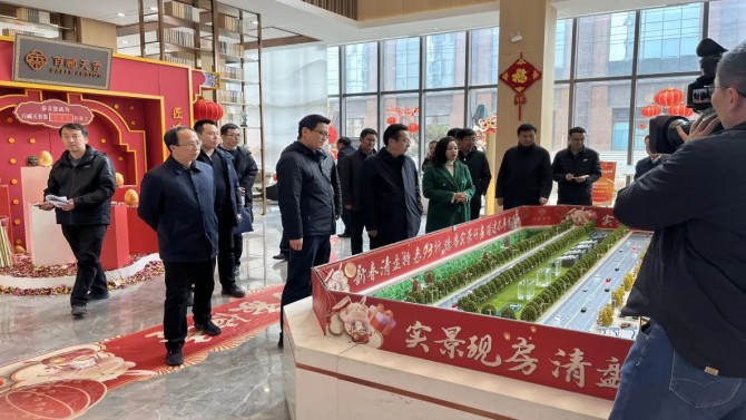 何東帶隊調研指導百酈天香項目